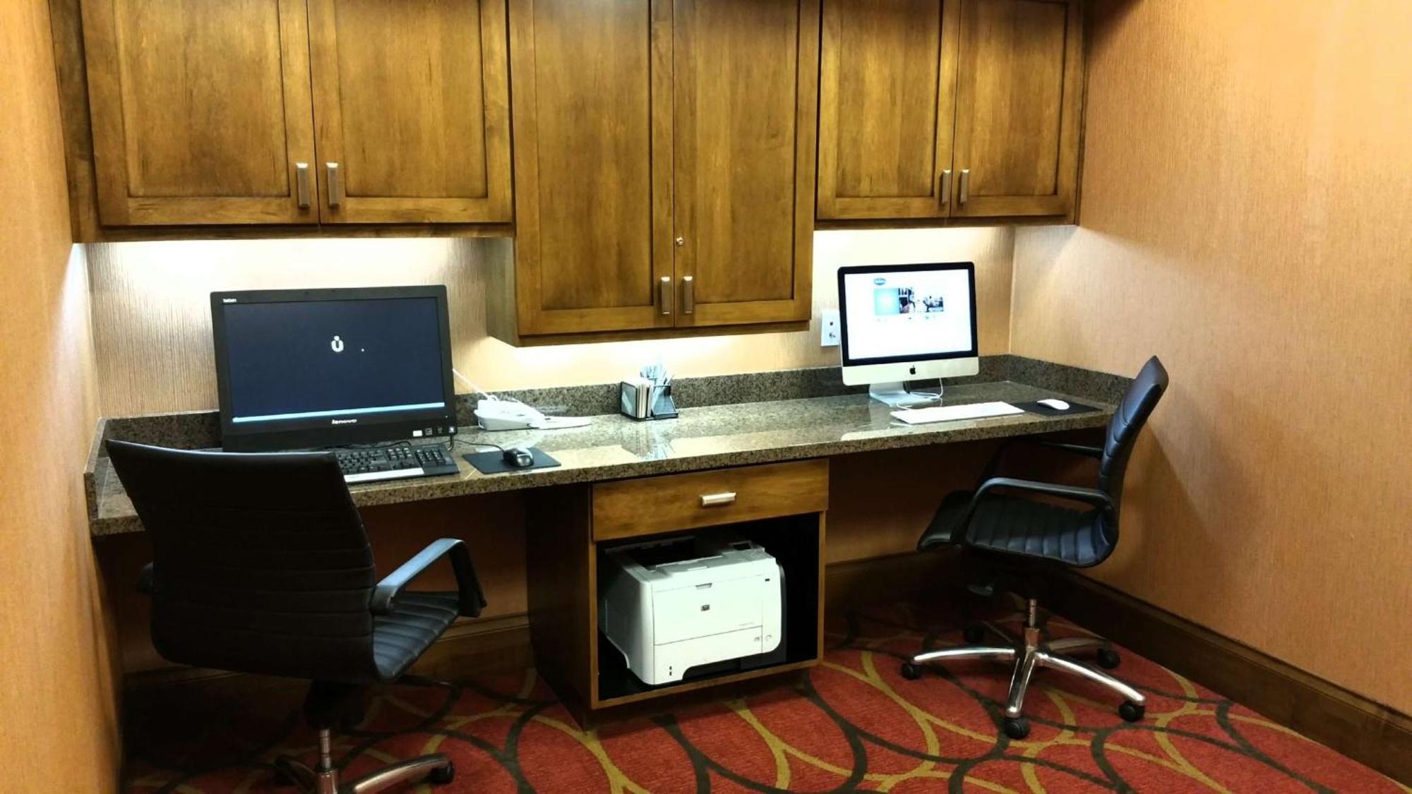 Hampton Inn & Suites Salinas Kültér fotó