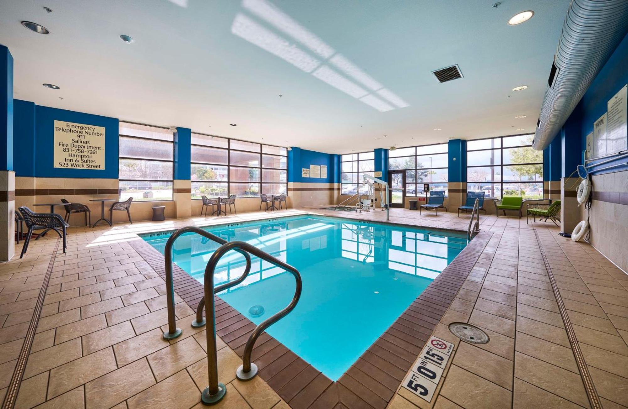 Hampton Inn & Suites Salinas Kültér fotó