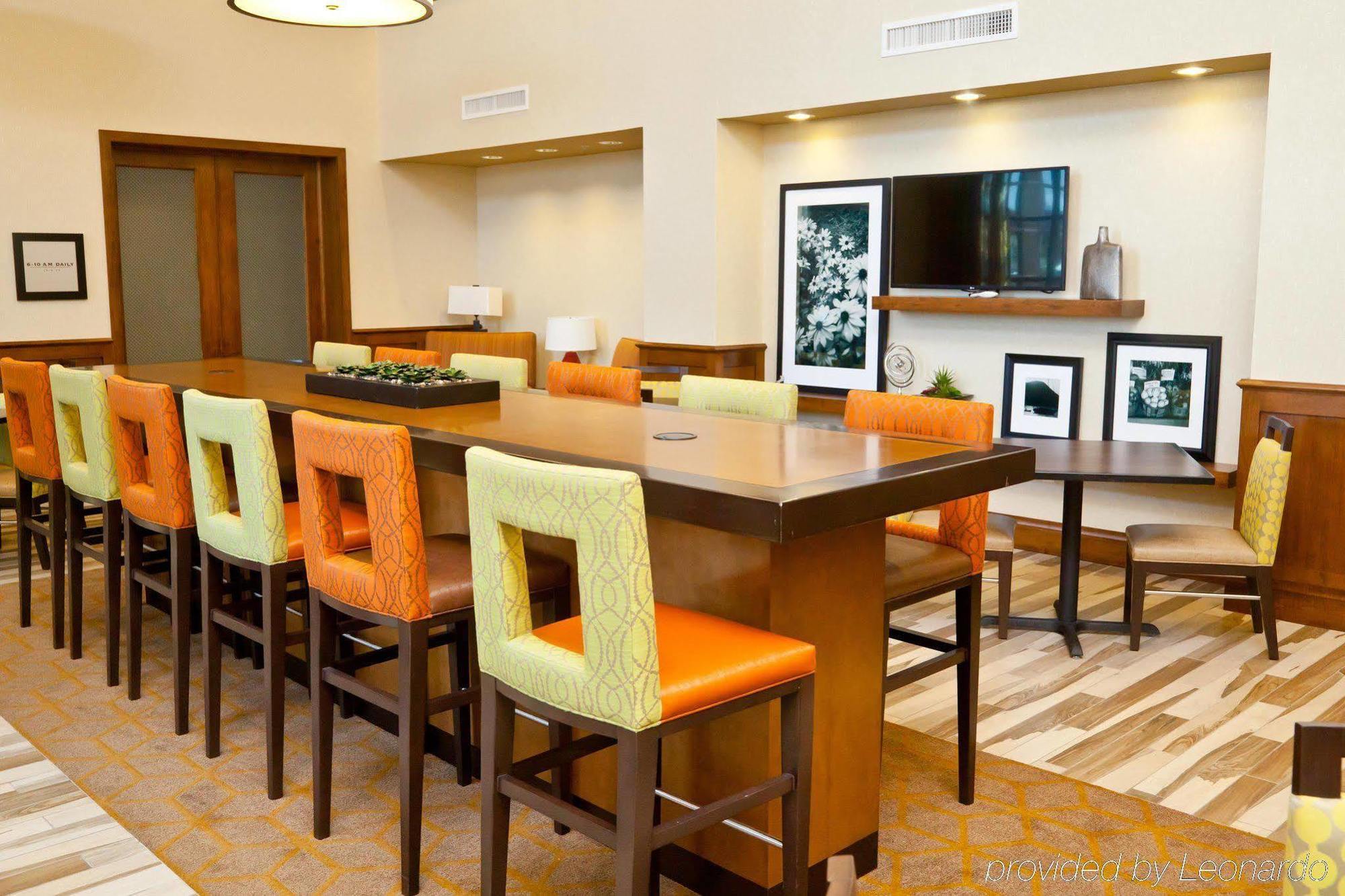 Hampton Inn & Suites Salinas Kültér fotó